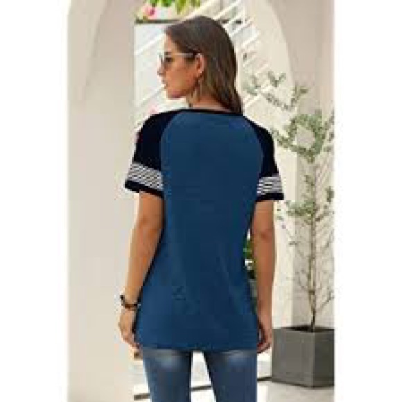 NWT  Women's Color Block Round Neck Tops Casual Short Sleeve Stripe Shirt - Picture 3 of 8